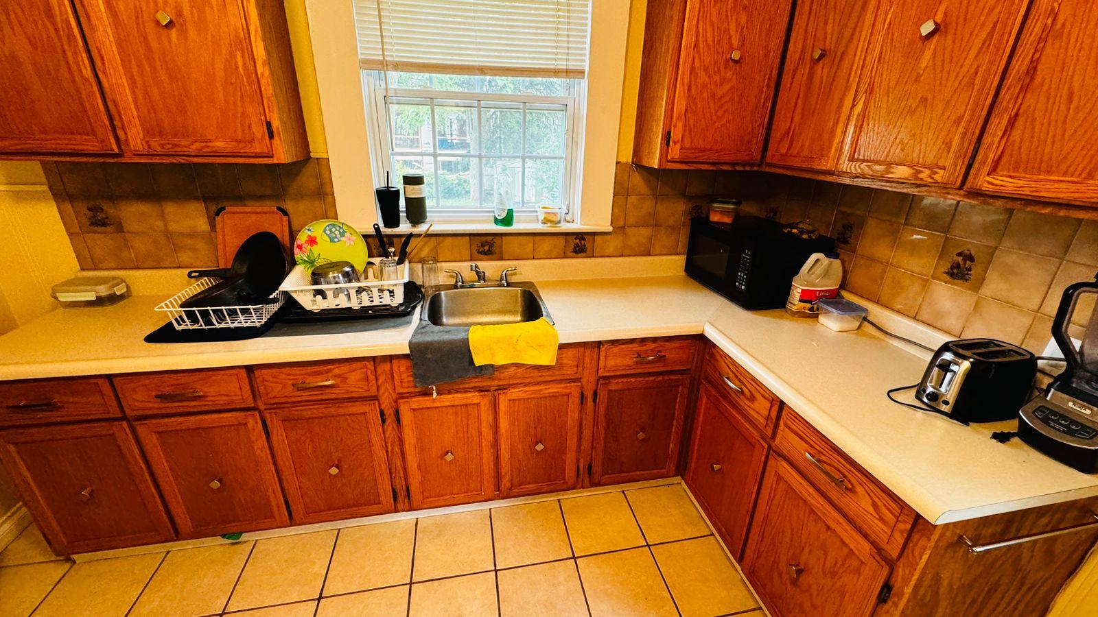 OFREZCO Yonge-Sheppard Casa amueblada con primero y segundo pisos; 3️⃣Recámaras; 2️⃣baños completos