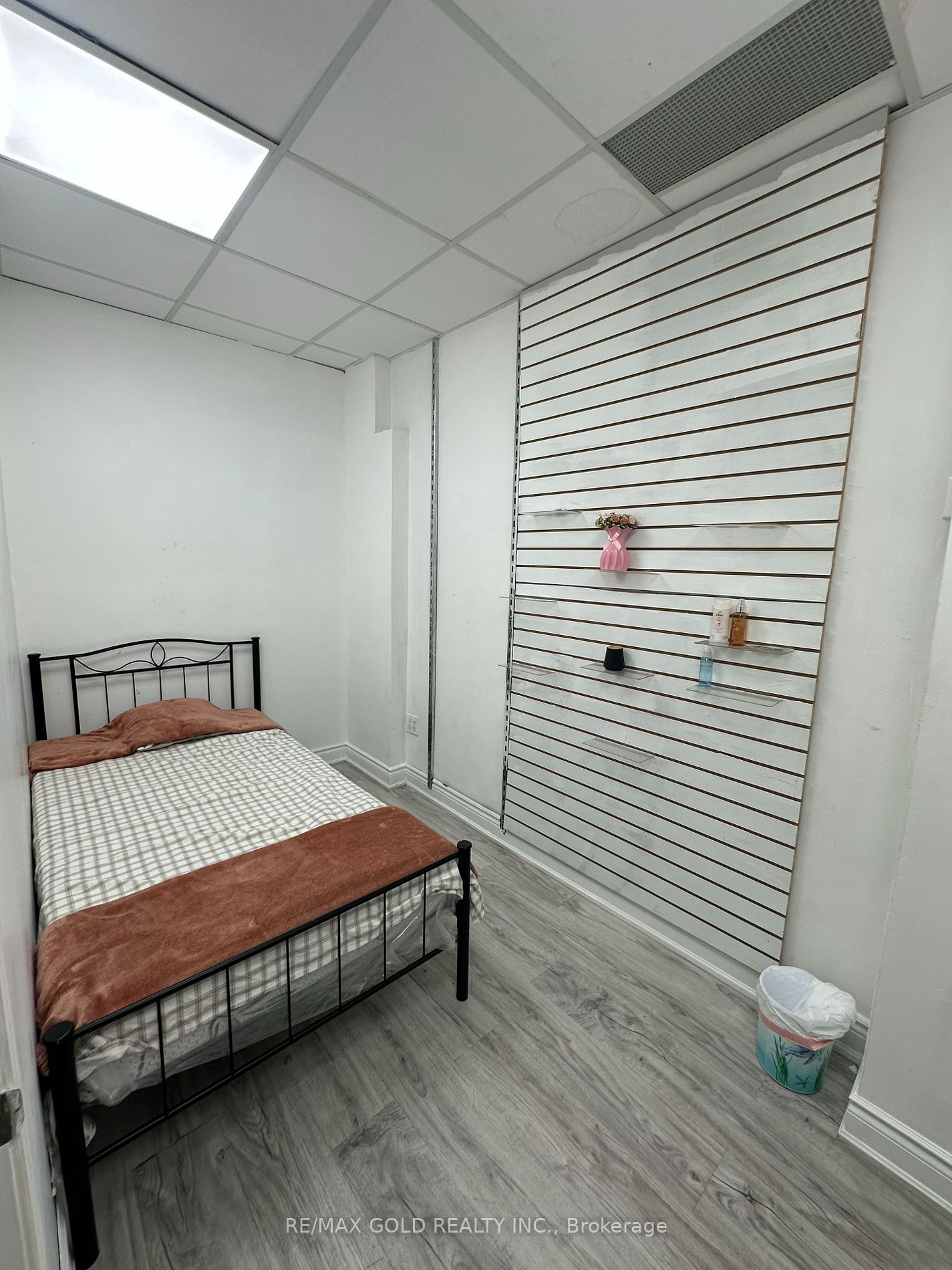 1 bdrm - Basement Weston and Eglington