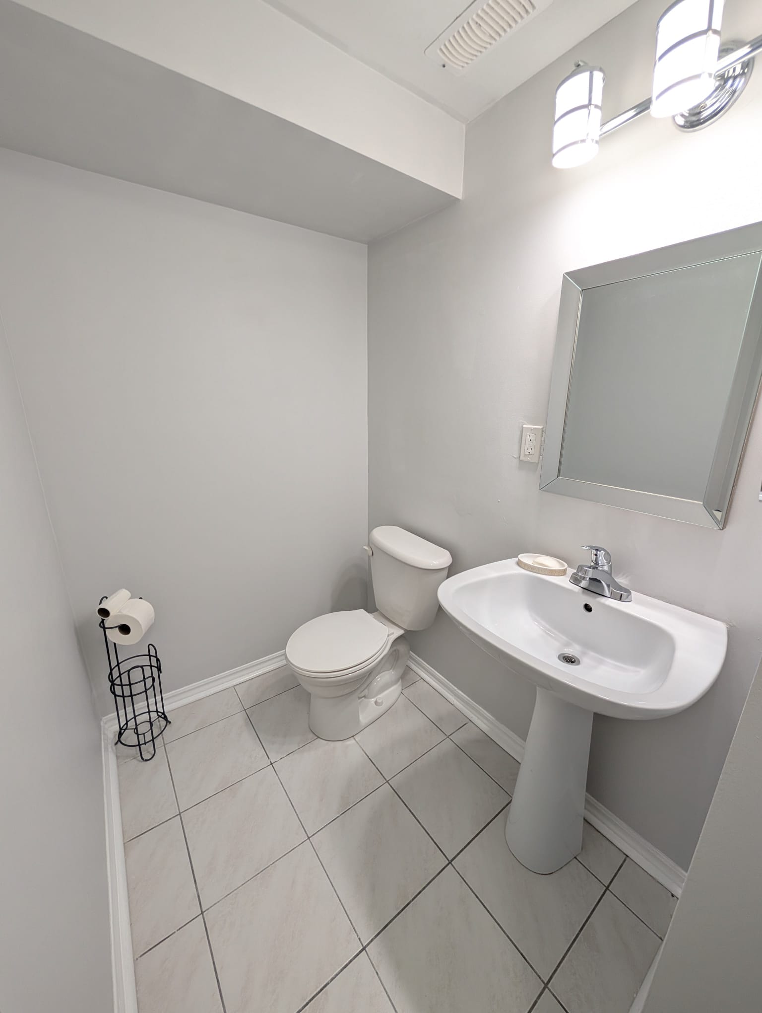 Rento Apartamento De Un Cuarto- $ 1500 Disponible Noviembre 1, 2026