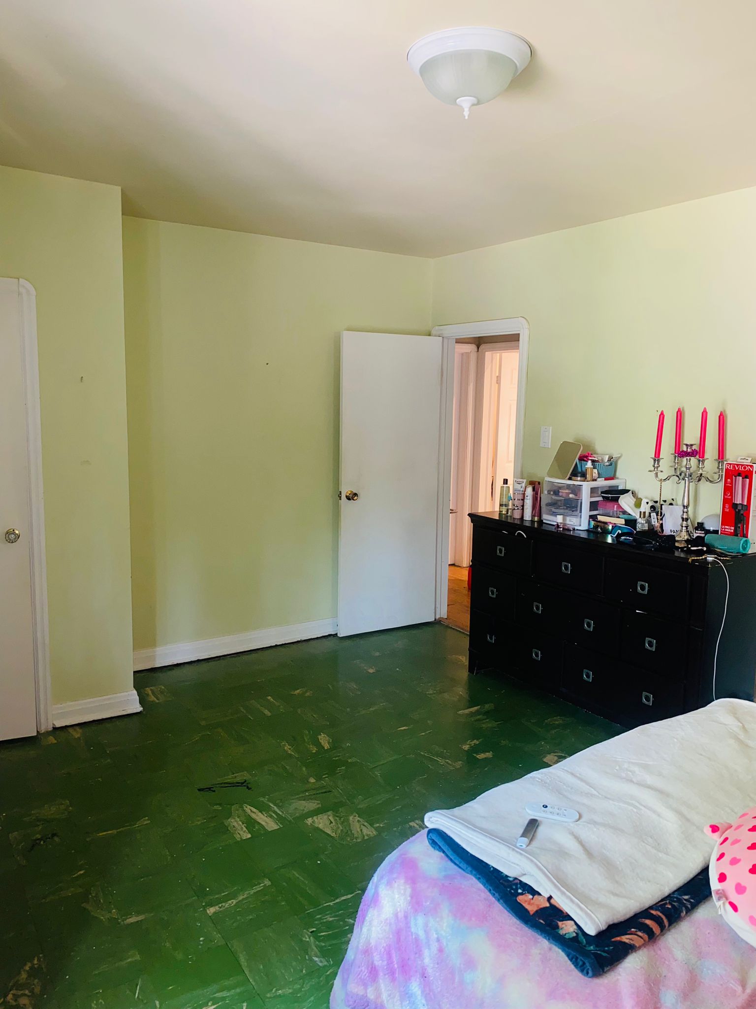 OFREZCO Yonge-Sheppard Casa amueblada con primero y segundo pisos; 3️⃣Recámaras; 2️⃣baños completos