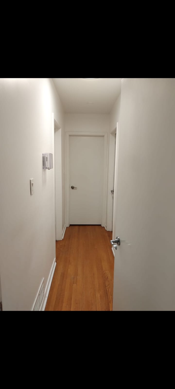 Rento habitación. Área  Islington y Finch