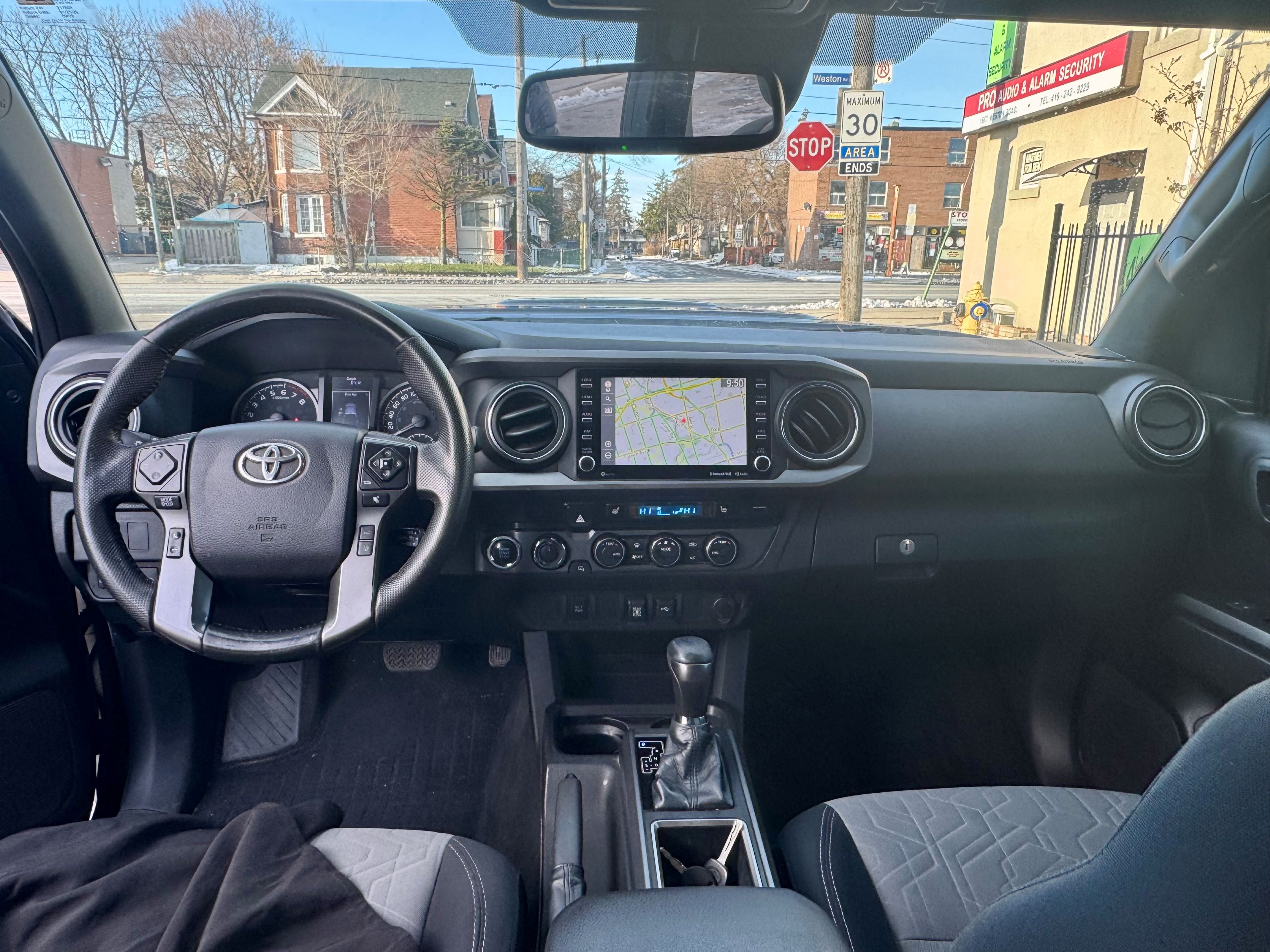 Toyota tacoma double cap 2021 for $29000