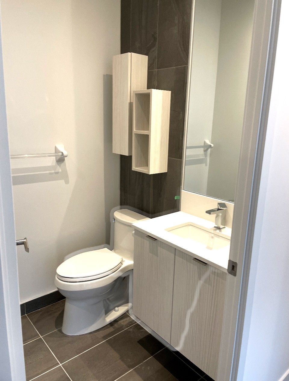 Condo en renta cerca de Yonge/Eglinton