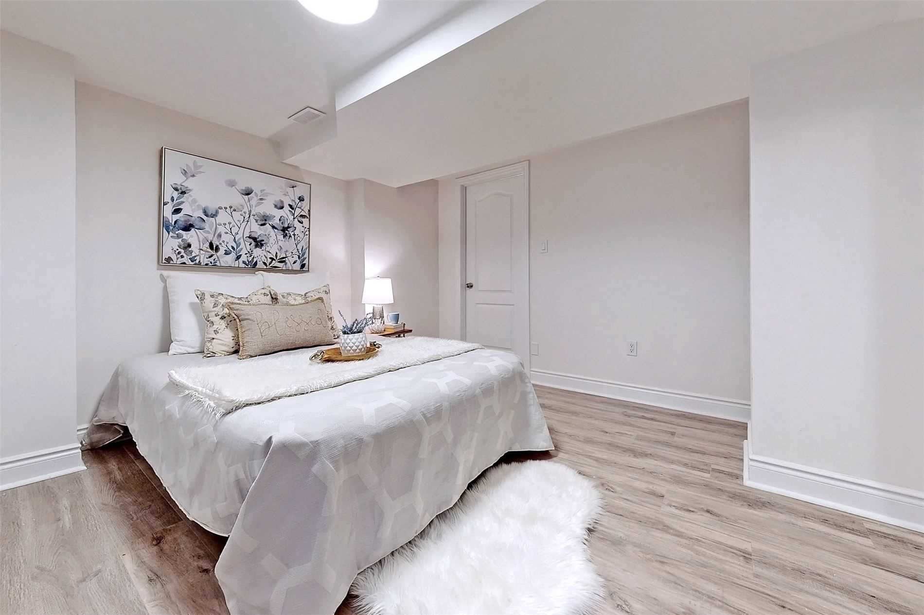 Apartamento en renta en OSHAWA – Espacioso, Privado y Listo para Mudarse