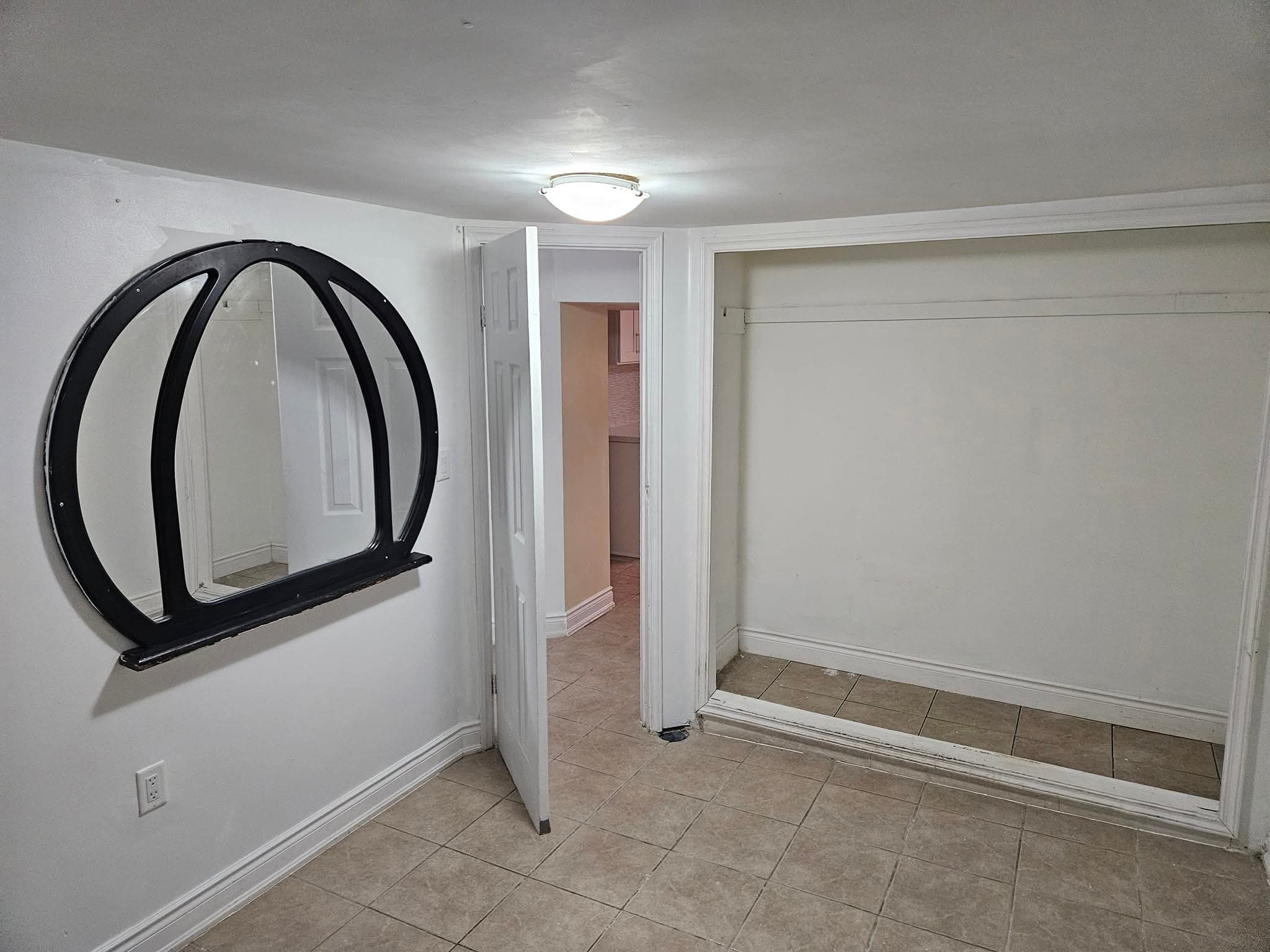 Rento basement completo