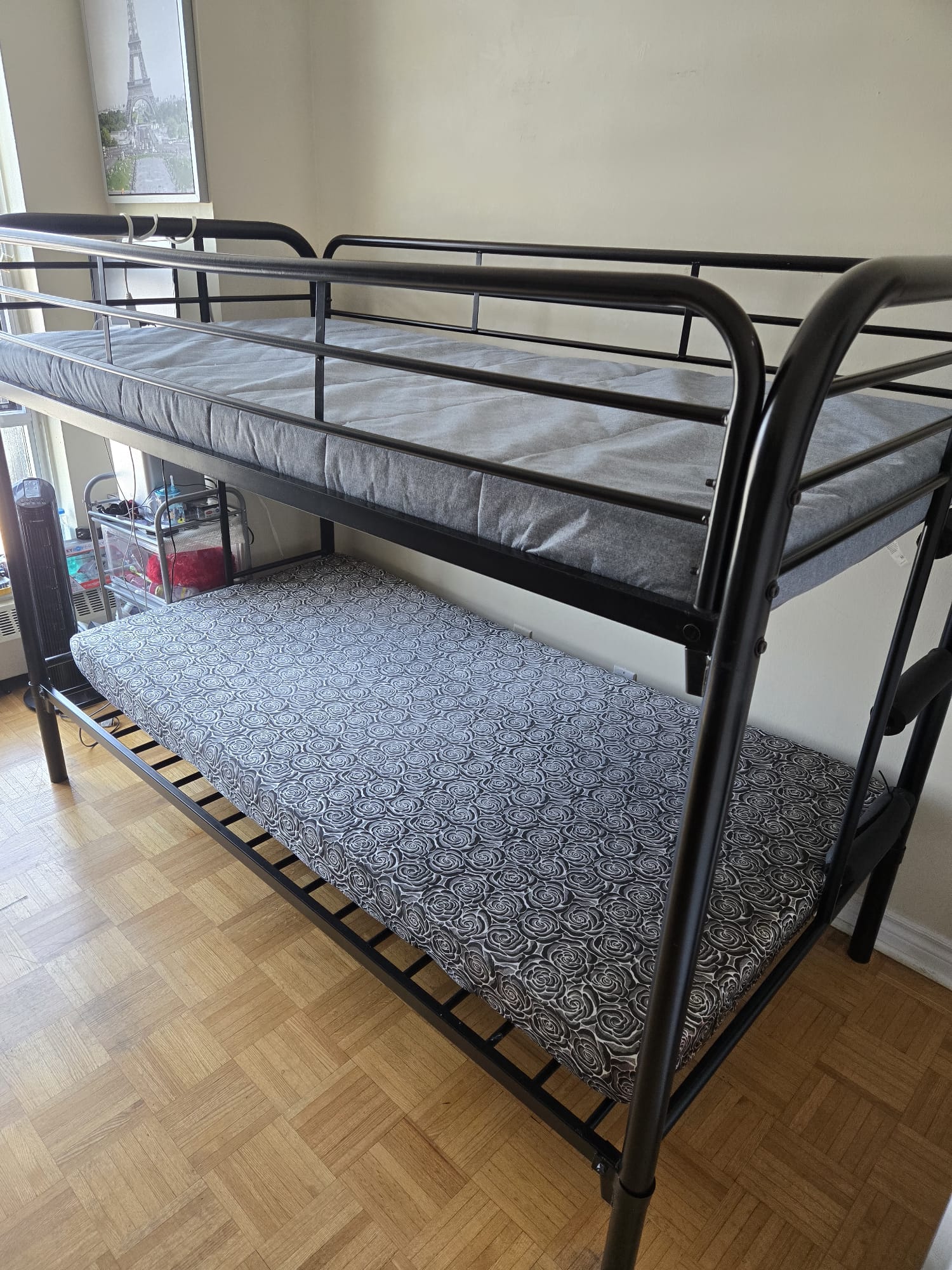 🛏️ Cama Litera de Metal – ¡Con Colchonetas Incluidas