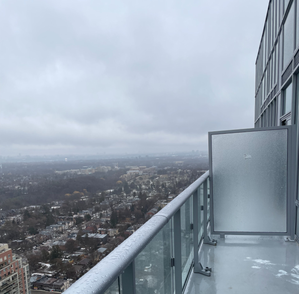 Condominio de renta cerca de Yonge y Eglinton