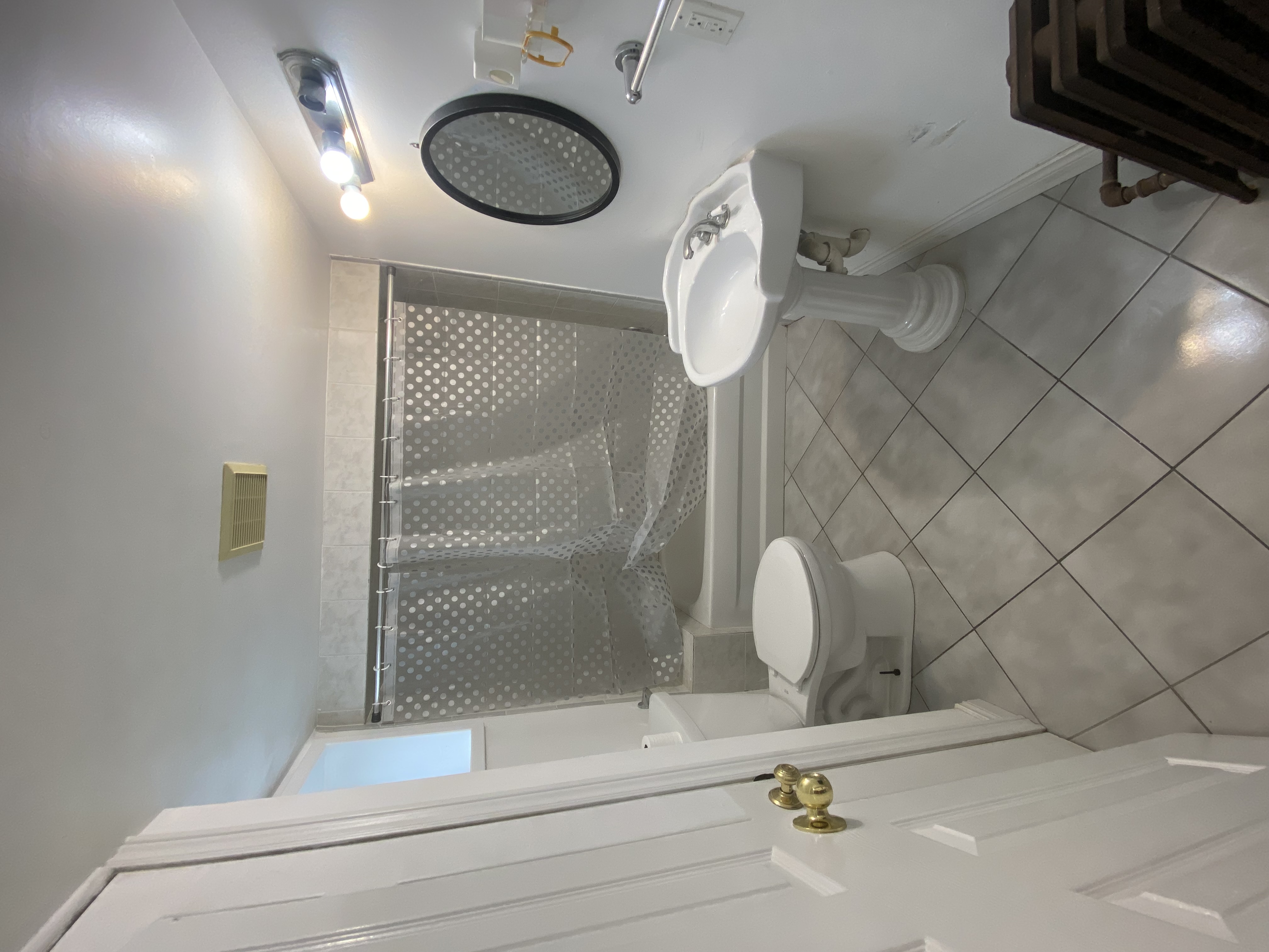 Basement de 2 dormitorios