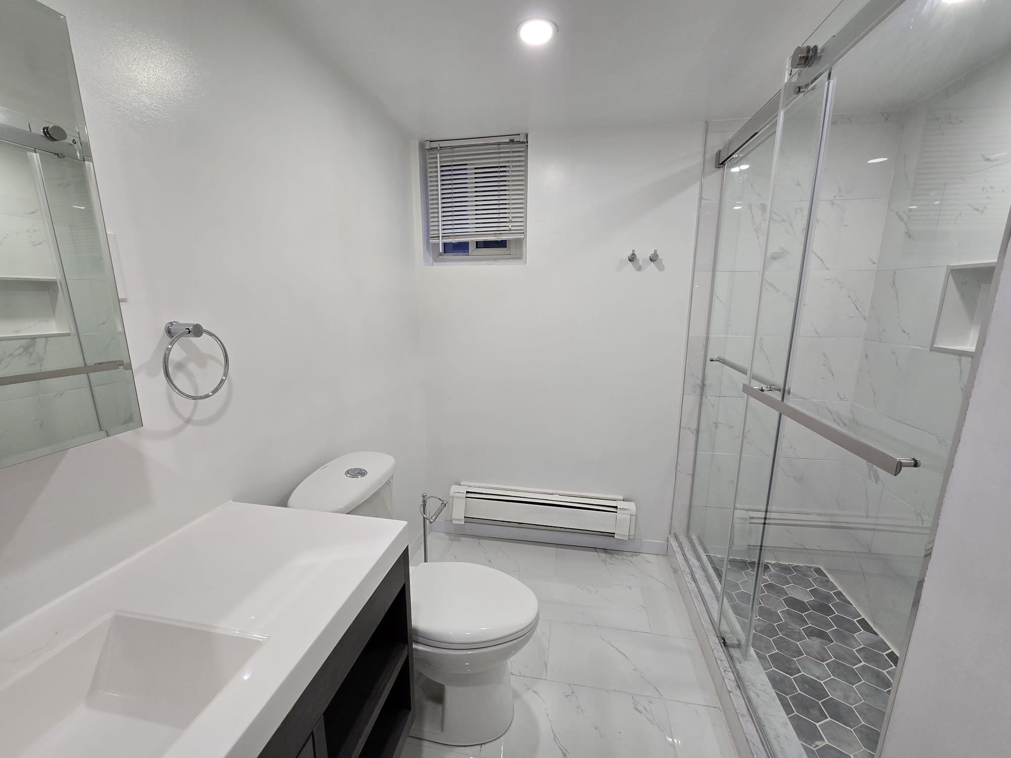 RENTO APARTAMENTO-WESTON Y BLACK CREEK