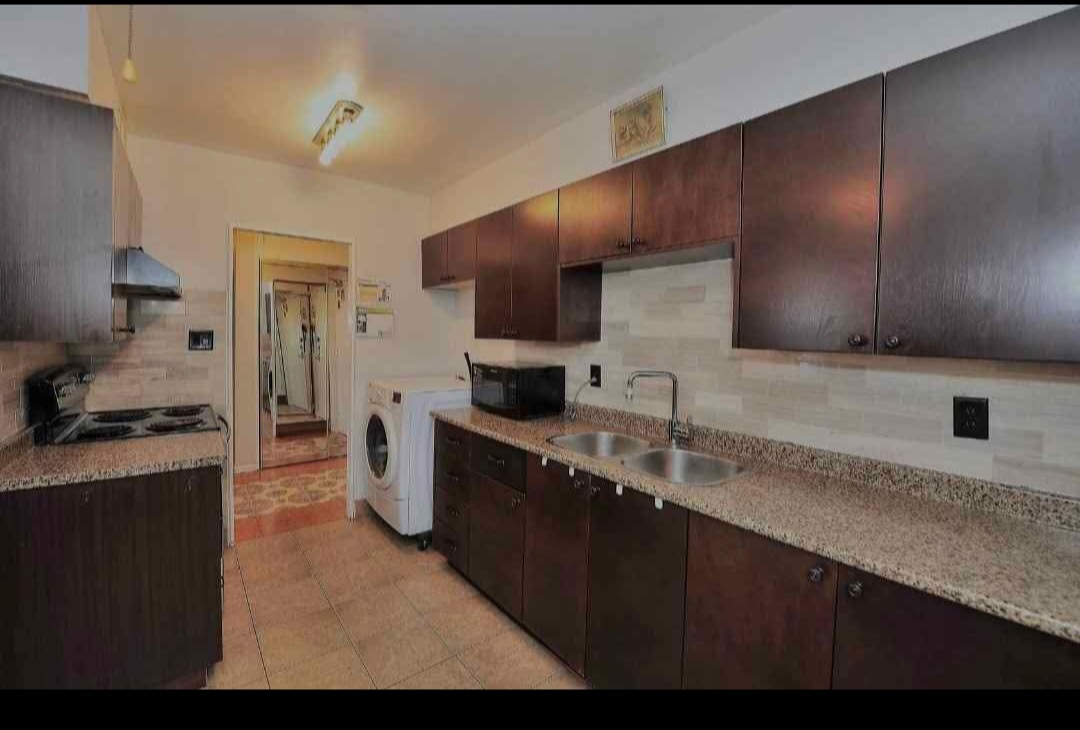 Se renta cuartos amplios