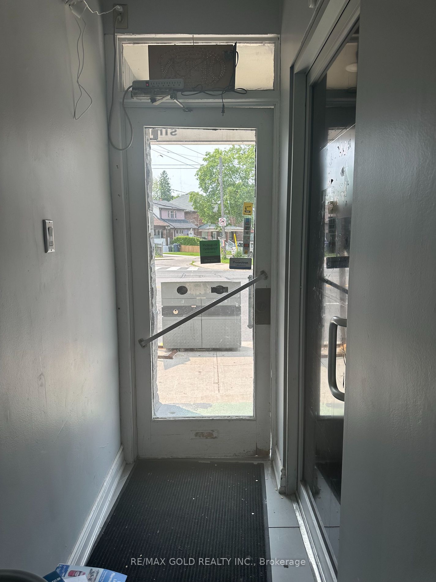 1 bdrm - Basement Weston and Eglington