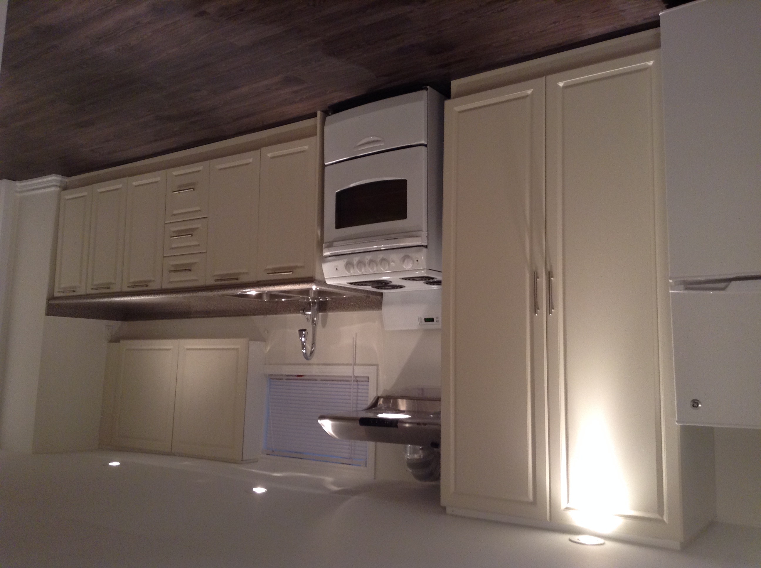 Basement cerca del Dufferin Subway