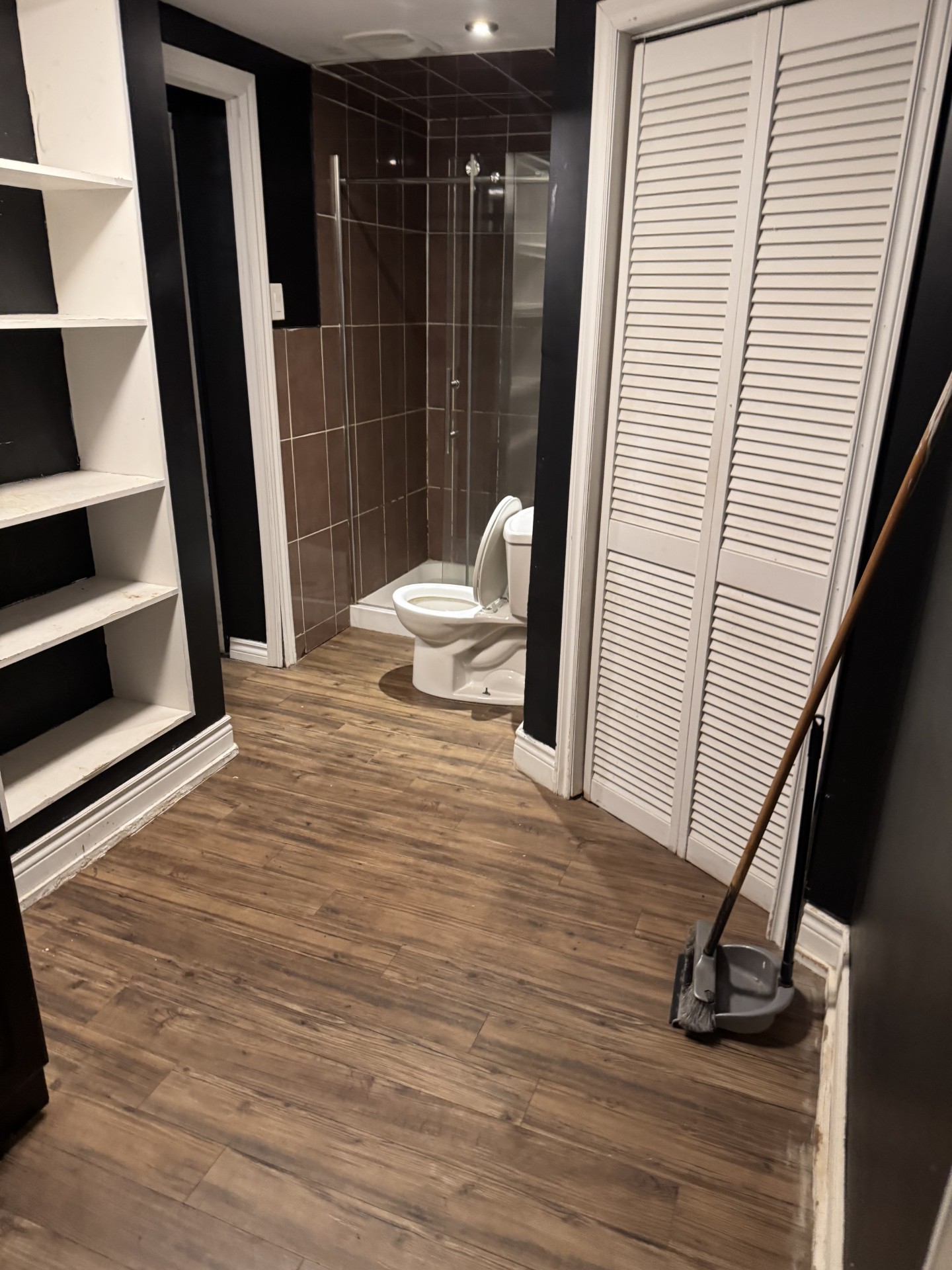 basement en renta north York