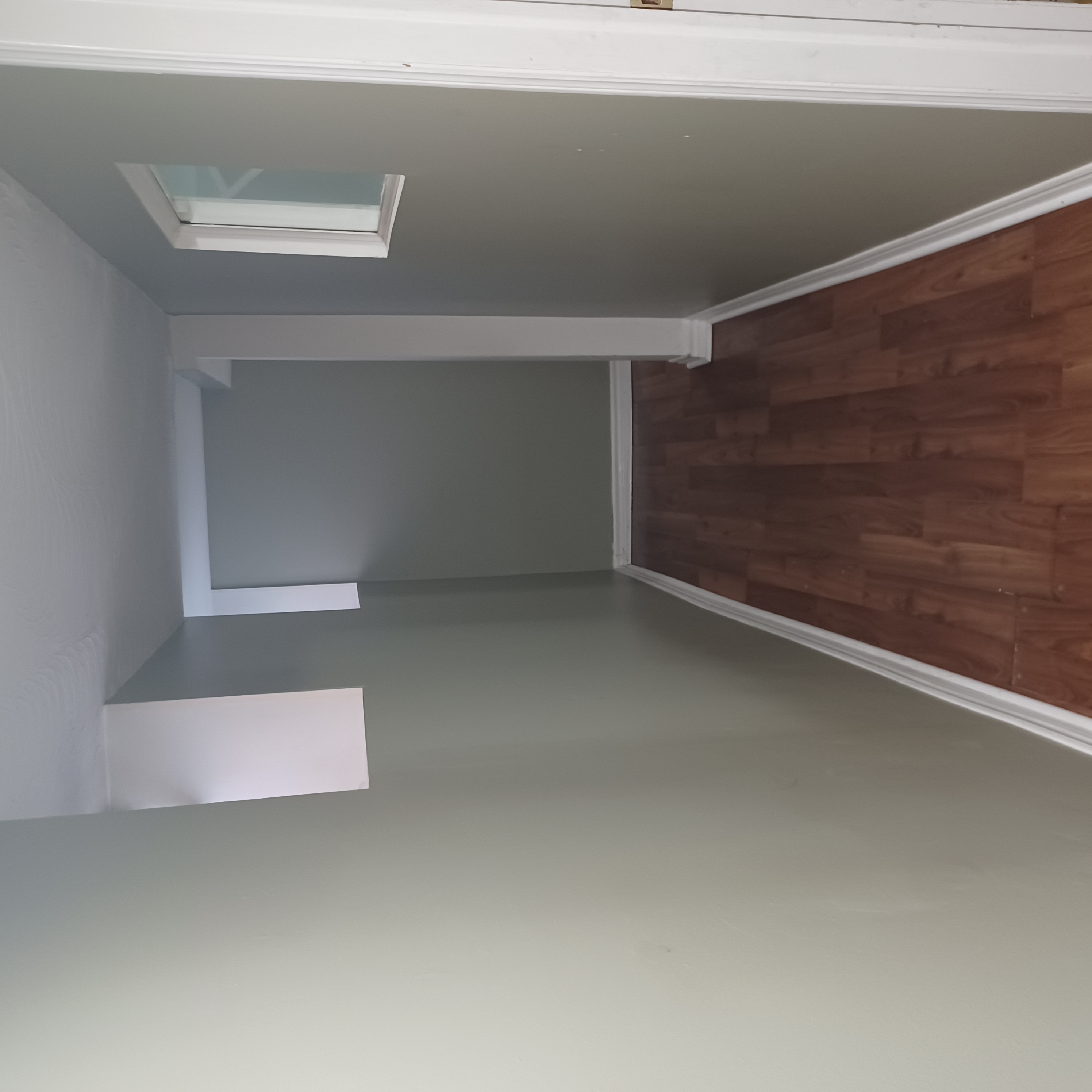 RENTO BASEMENT APARTAMENTO