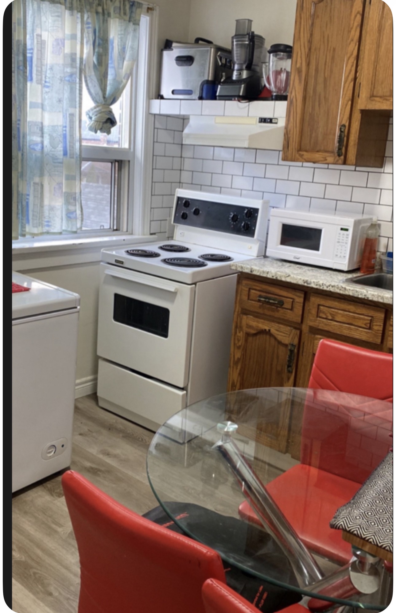 Cuarto para mujer, seguro y limpio