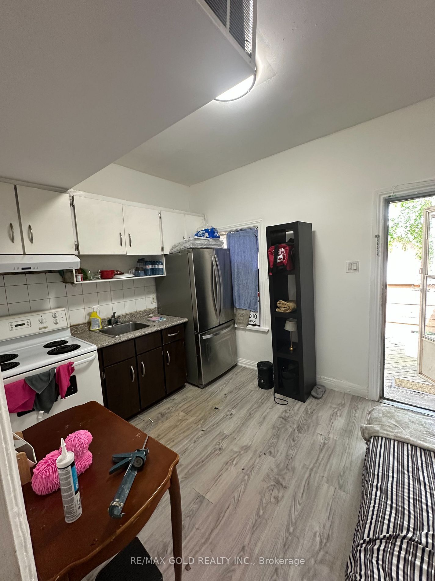 1 bdrm - Basement Weston and Eglington