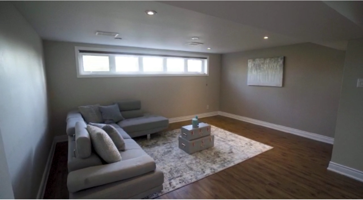 Basement independiente Etobicoke