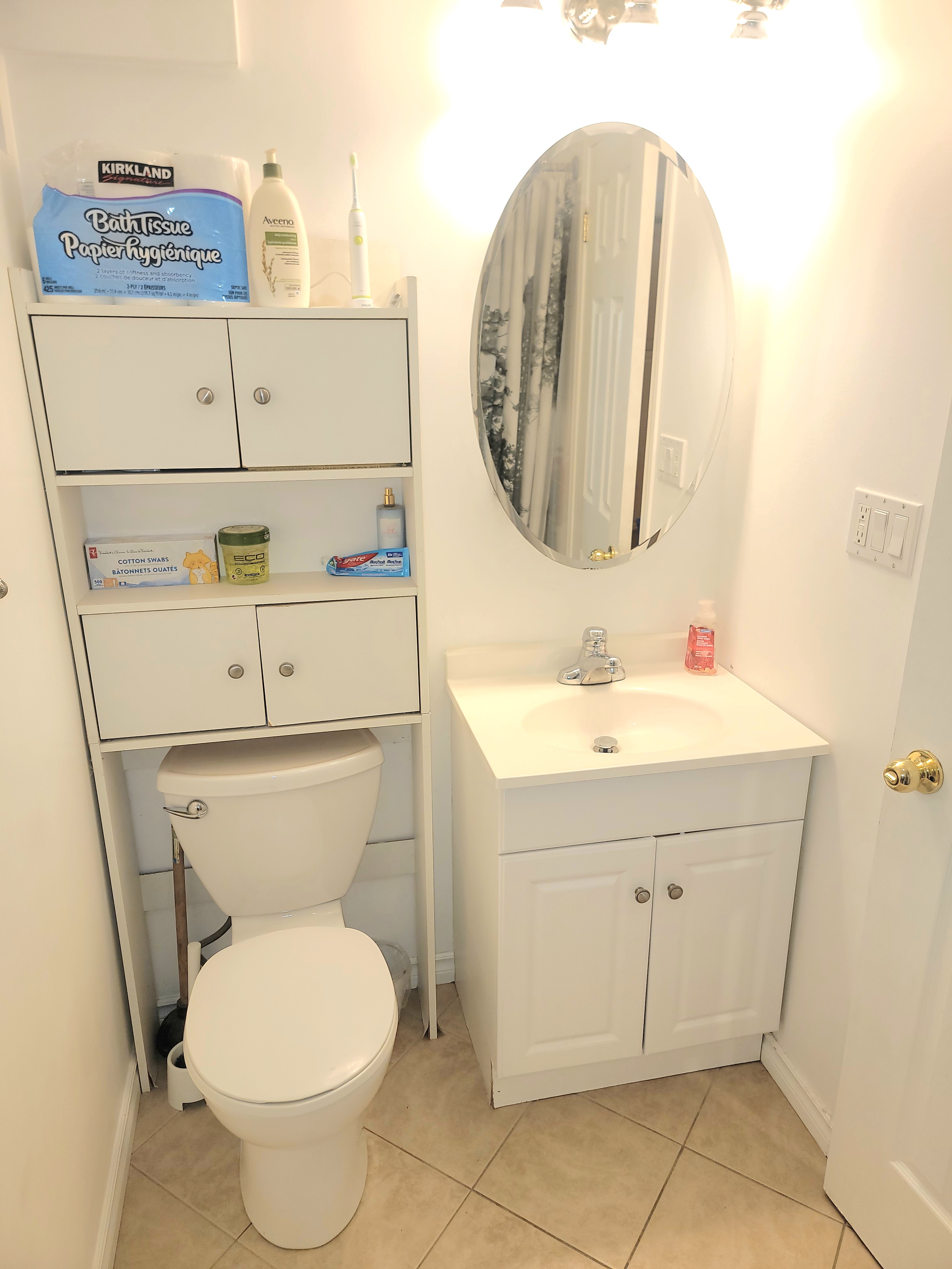 Departamento de 2 habitaciones disponible Sept. Ubicado en High Park a 3 minutes del Metro.