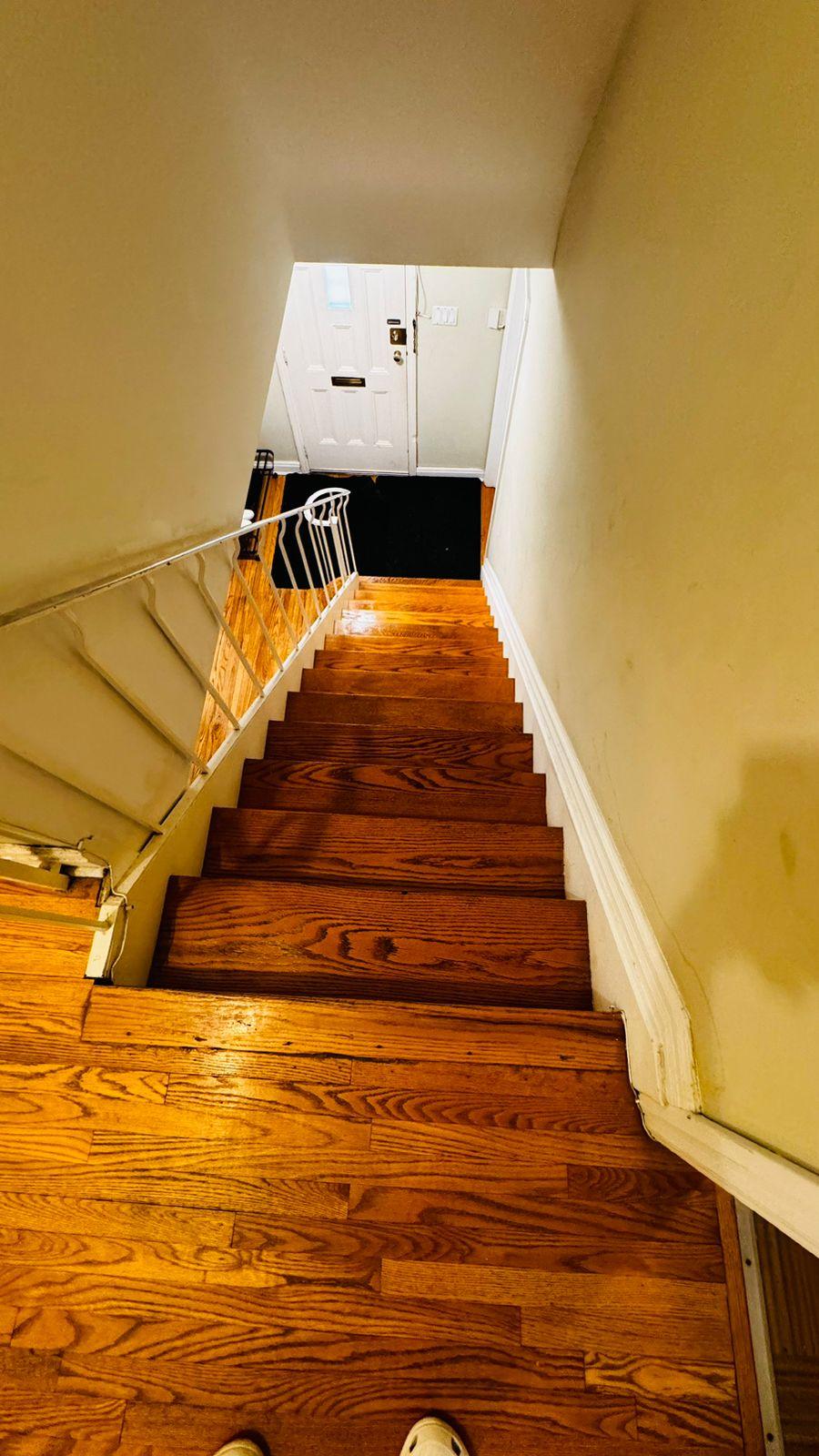 OFREZCO Yonge-Sheppard Casa amueblada con primero y segundo pisos; 3️⃣Recámaras; 2️⃣baños completos