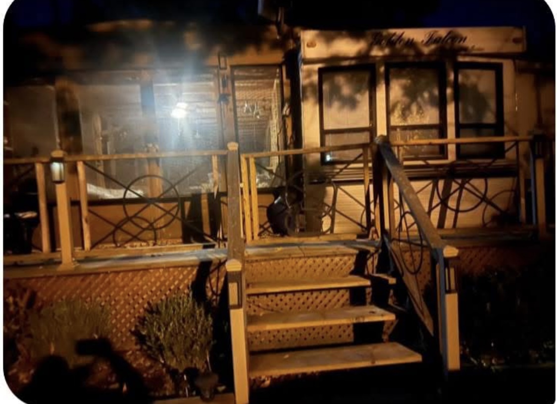 Trailer con adición de Venta