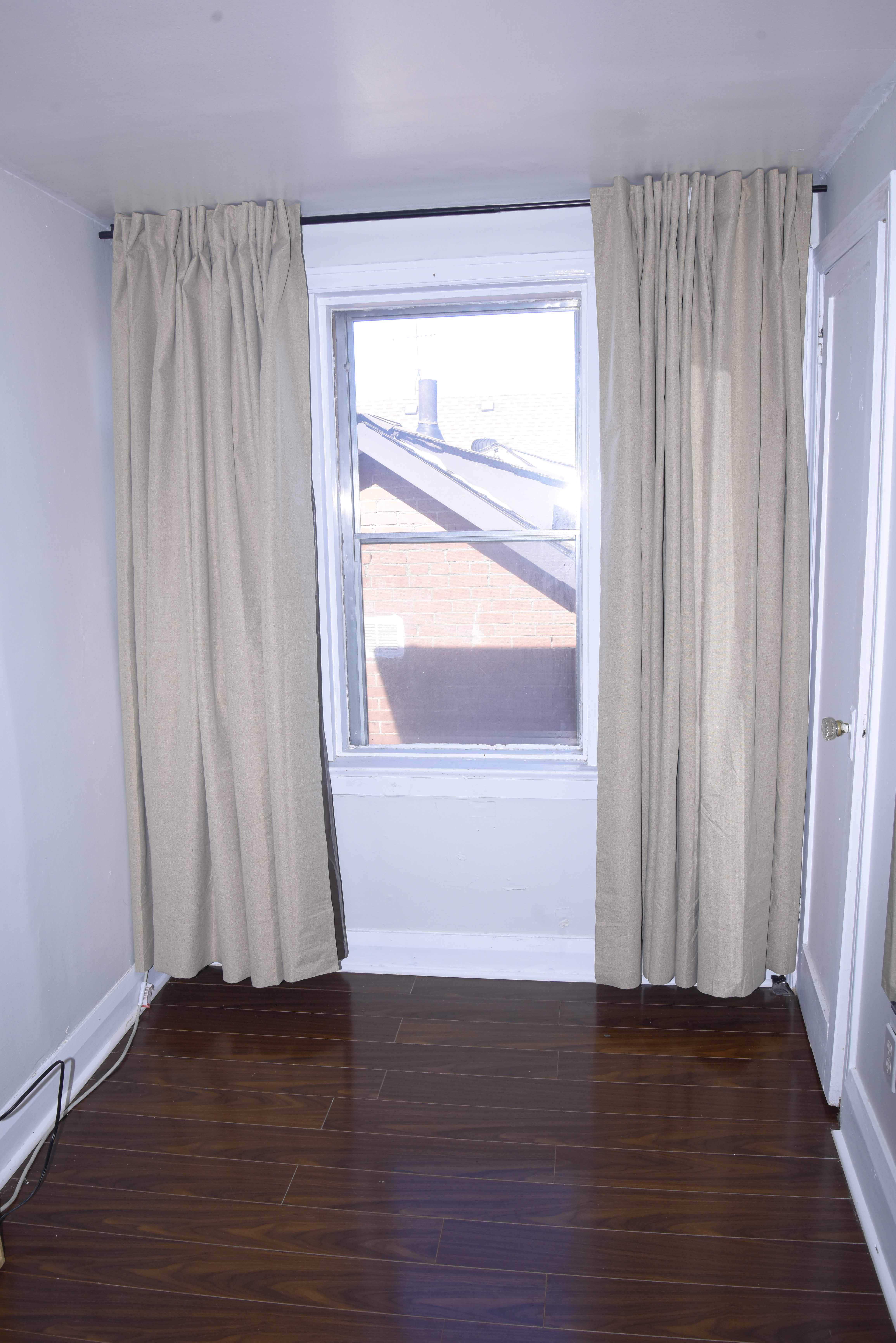 HABITACIÓN EN RENTA.