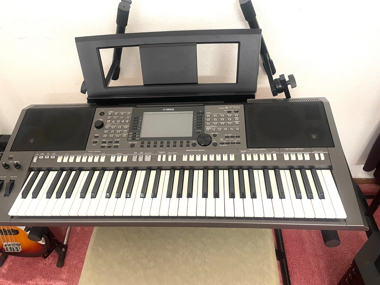 Venta Roland SPD-30BK Octopad Yamaha Motif 8 88 teclado de piano sintetizador de teclado