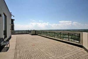 MISSISSAUGA CITY CENTRE: APARTAMENTO GRANDE CON TODAS LAS UTILIDADES INCLUIDAS.