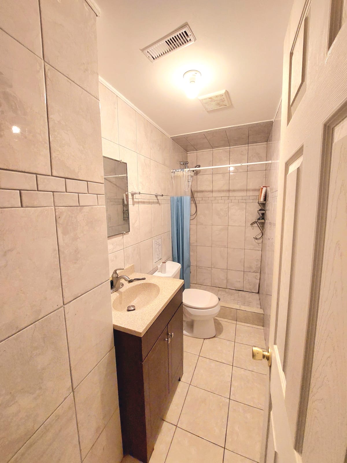 HABITACION AMUEBLADA PRIVADA