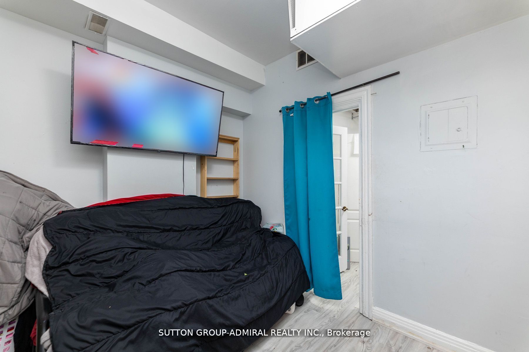 1 bdrm - Basement Weston and Eglington