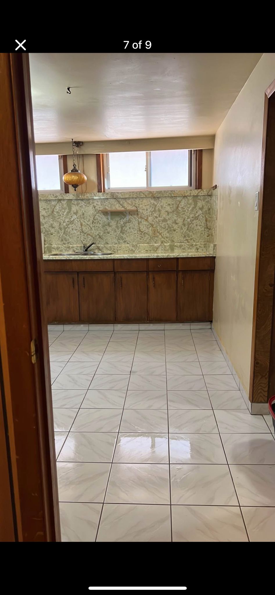 Basement apartamento, Dufferin & Lawrence, $1650