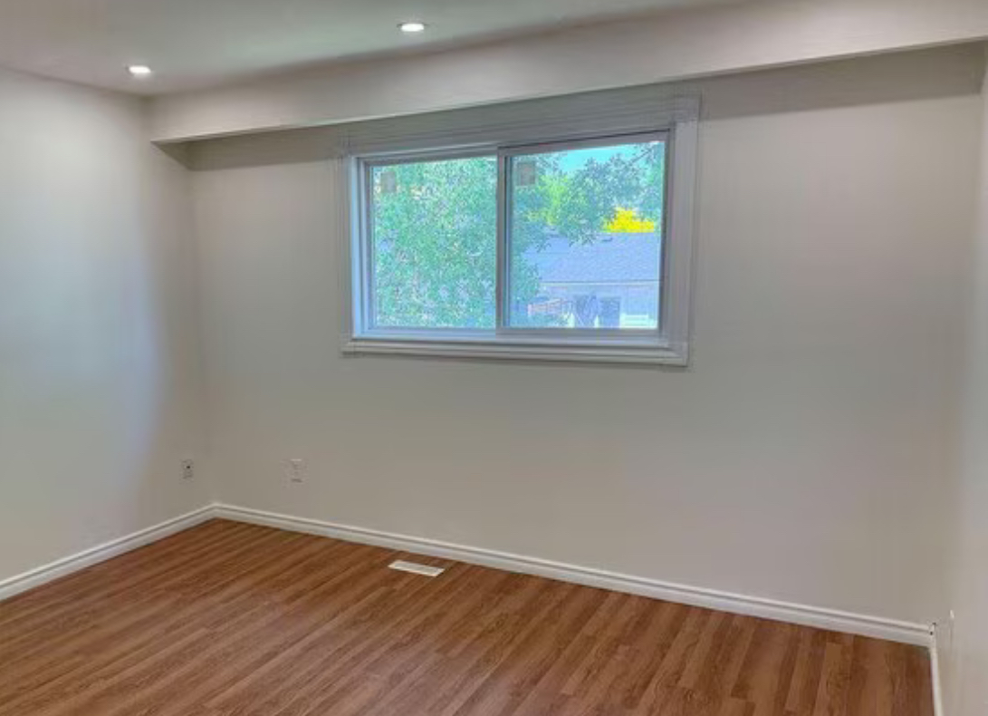 Preciosa casa de 3 dormitorios, renovaciones en toda la casa y 1 baño completo + 1 lavadora privada.