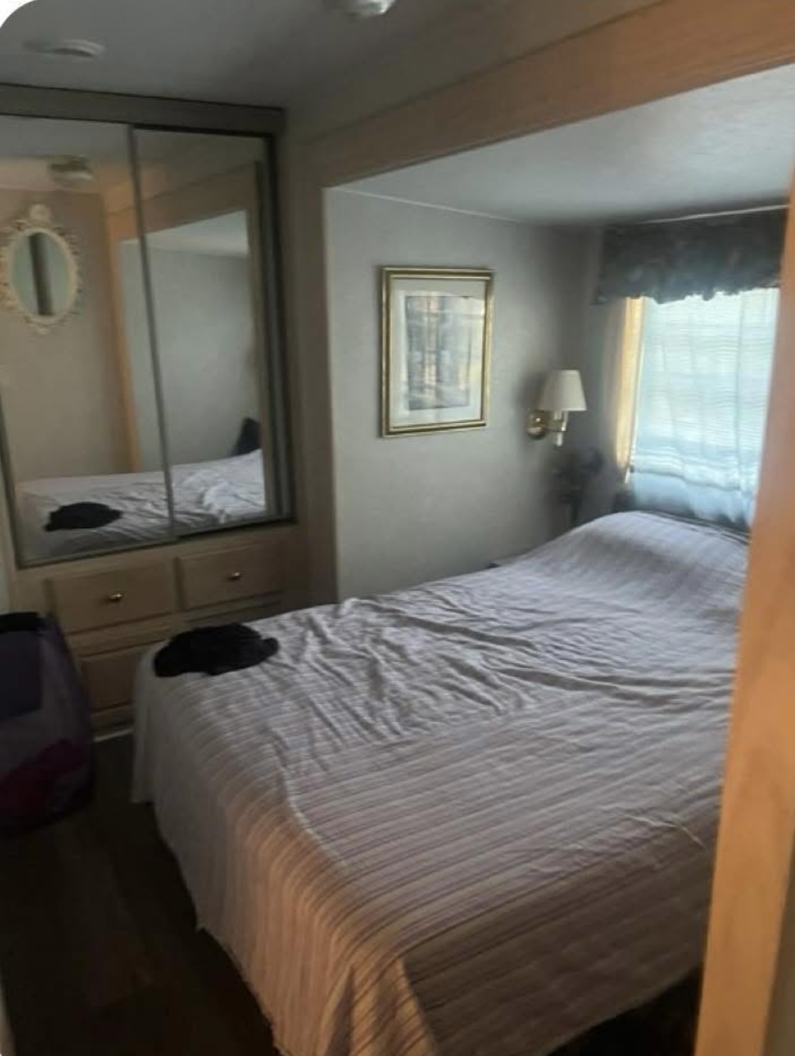 Trailer con adición de Venta