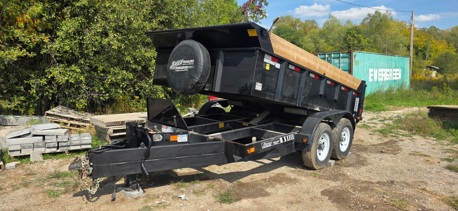 Landscaping trailer
