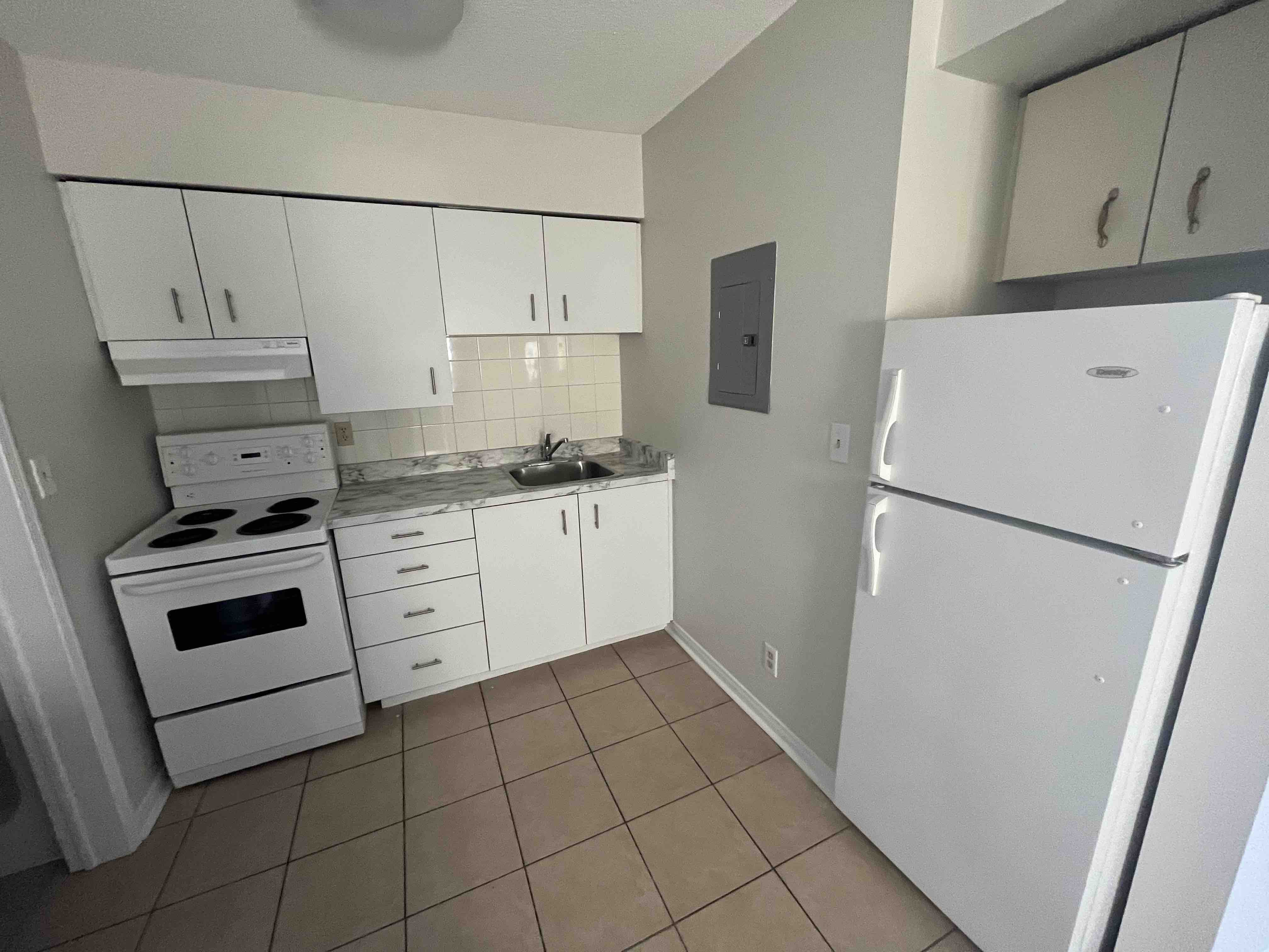 1 apartamento con 1 habitacion $1750 todo incluido